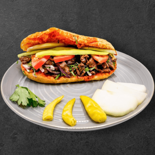 Kavurma Sandwich / Rindfleisch-Sandwich